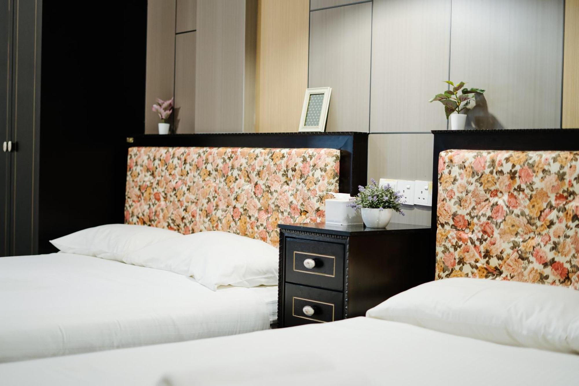 Wang'S Bnb 4 Bedrooms Villa 乔治敦 外观 照片
