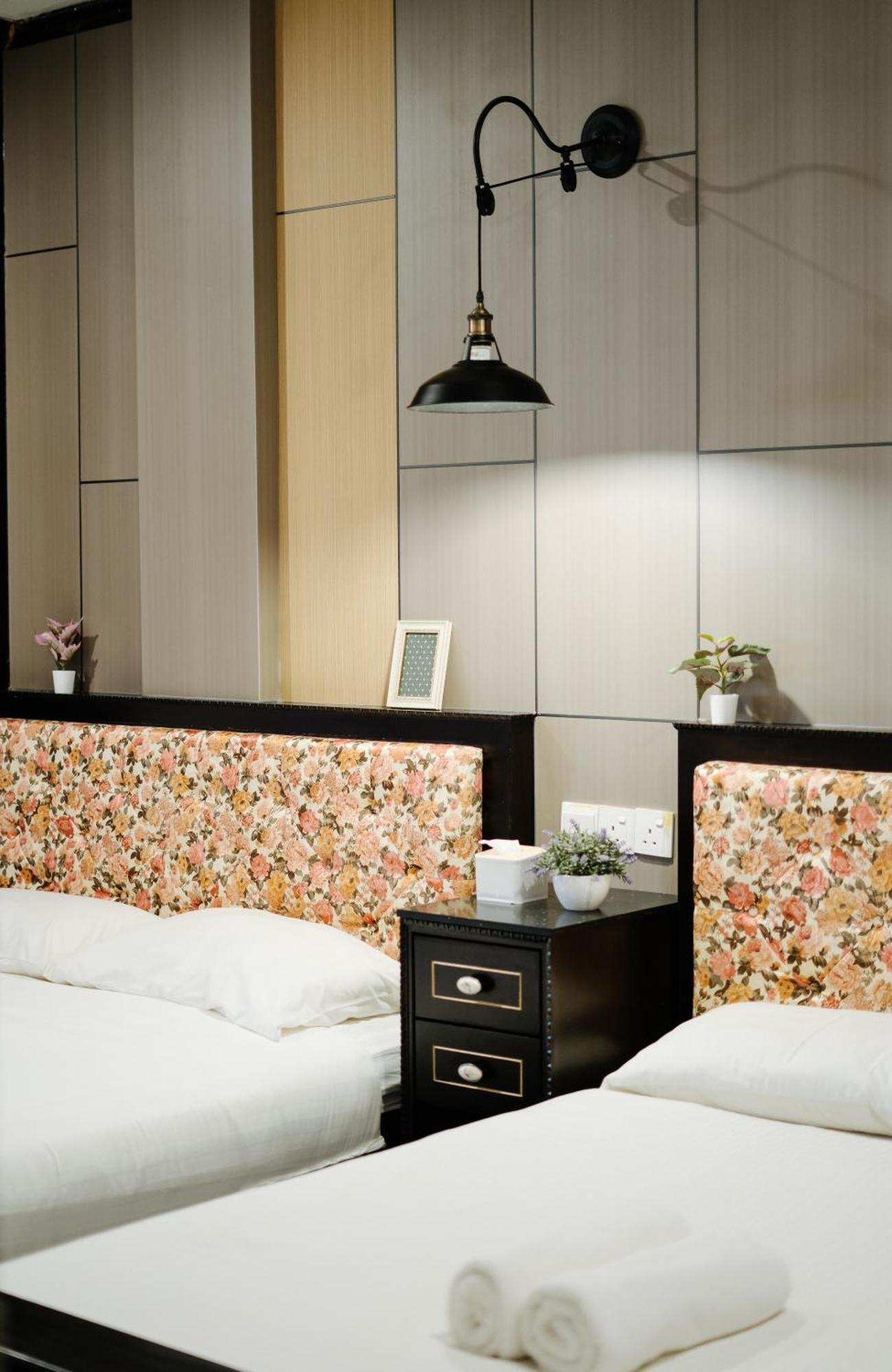 Wang'S Bnb 4 Bedrooms Villa 乔治敦 外观 照片
