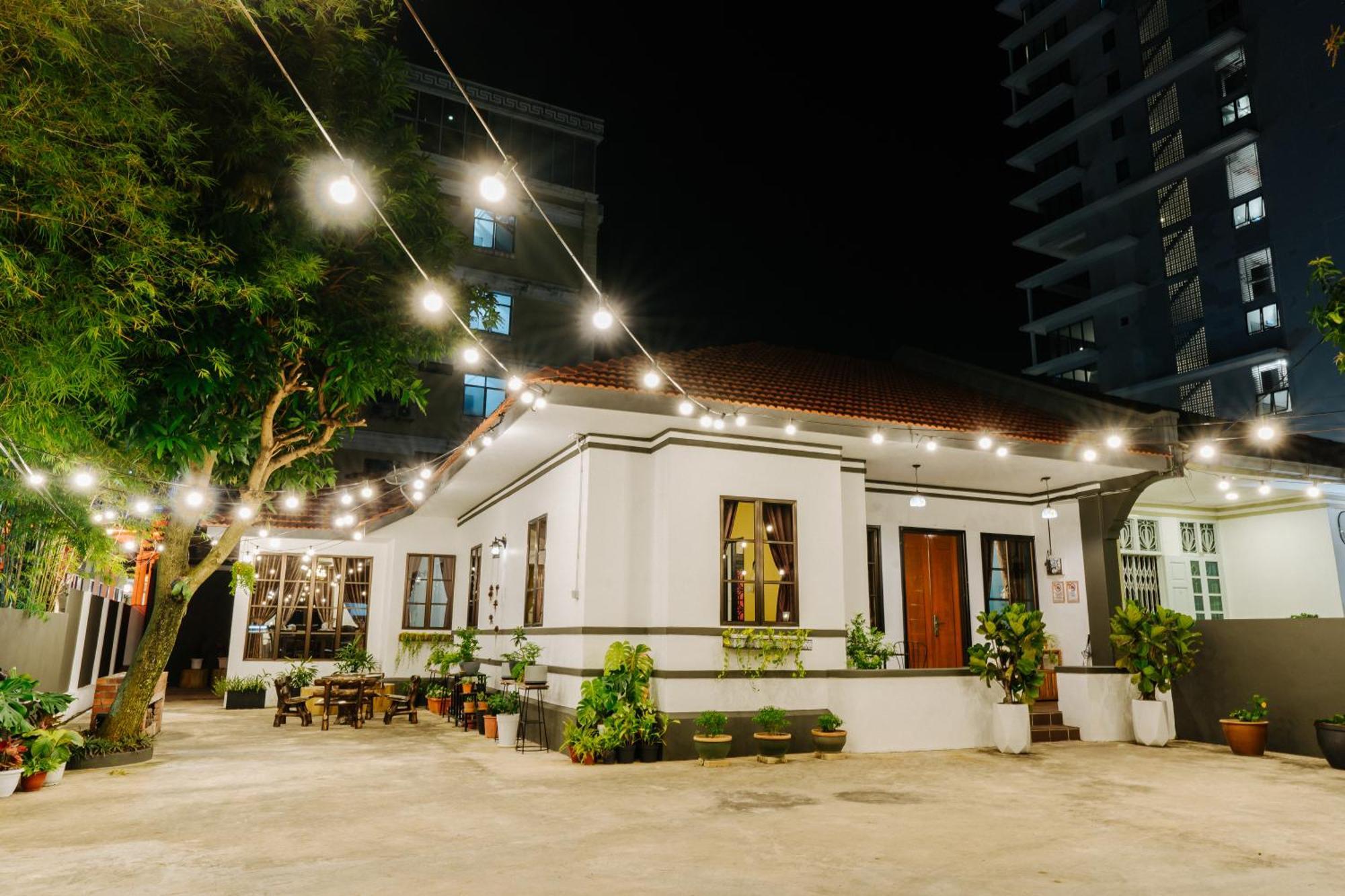 Wang'S Bnb 4 Bedrooms Villa 乔治敦 外观 照片